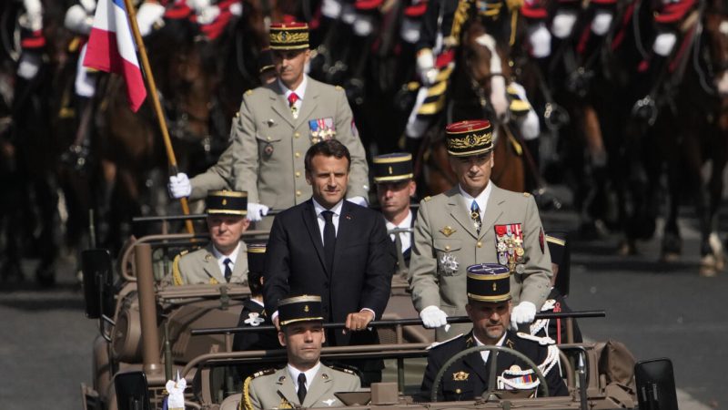 France: l&rsquo;Ukraine et les Européens à l&rsquo;honneur d&rsquo;un défilé du 14-Juillet en grande pompe