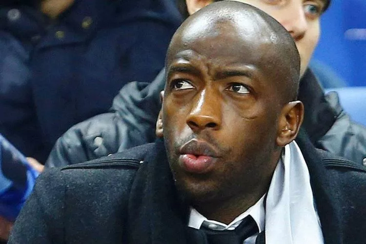 La plupart des joueurs sont restés dans le milieu du football pour leur reconversion, mais moi…