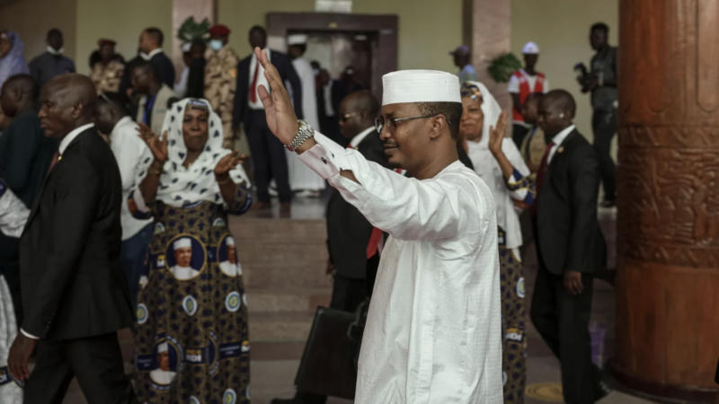 Mahamat Idriss Deby en visite au Niger pour renforcer une relation de «nécessité stratégique»