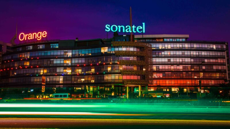 Sonatel : Ousmane Sonko applaudi, Diomaye Faye critiqué