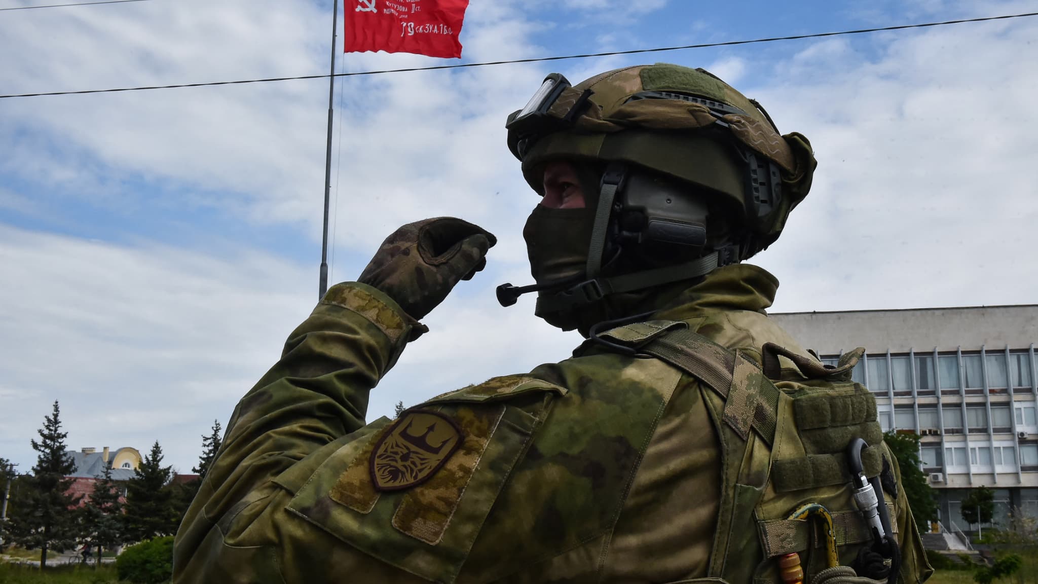 Pour Vladimir Poutine, toute force occidentale positionnée en Ukraine est une «cible légitime»