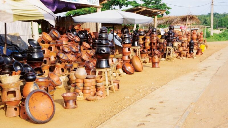 LES POTIERES GARDIENNES D’UNE TRADITION