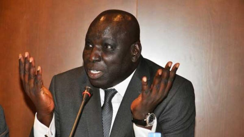 Madiambal Diagne en France : des membres de sa famille arrêtés