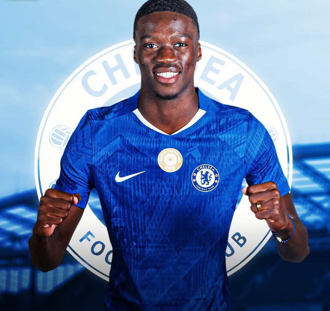 Mercato des Lions : Mamadou Sarr fait son retour en Angleterre.