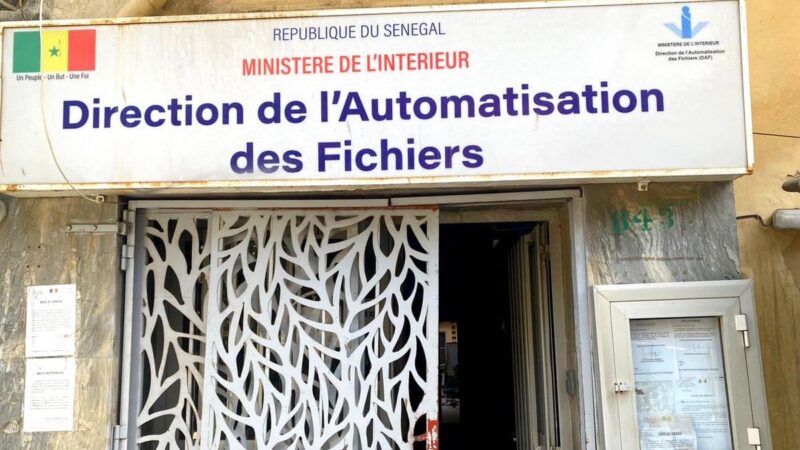 Piratage informatique : les citoyens sénégalais qui ont besoin de leurs cartes d’identité se trouvent pris au dépourvu