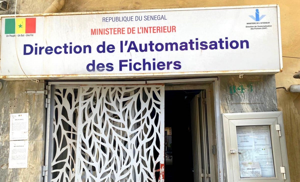 Piratage informatique : les citoyens sénégalais qui ont besoin de leurs cartes d’identité se trouvent pris au dépourvu