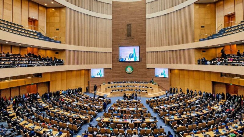 Fin du sommet de l’Union africaine: «Aucune tolérance pour les changements de pouvoir anticonstitutionnels»