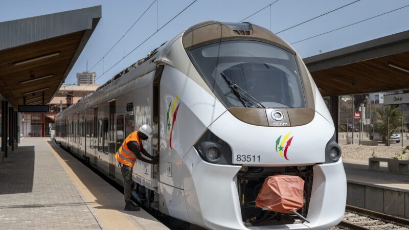 Contrat de concession – LE TER ROULE DANS LE BROUILLARD