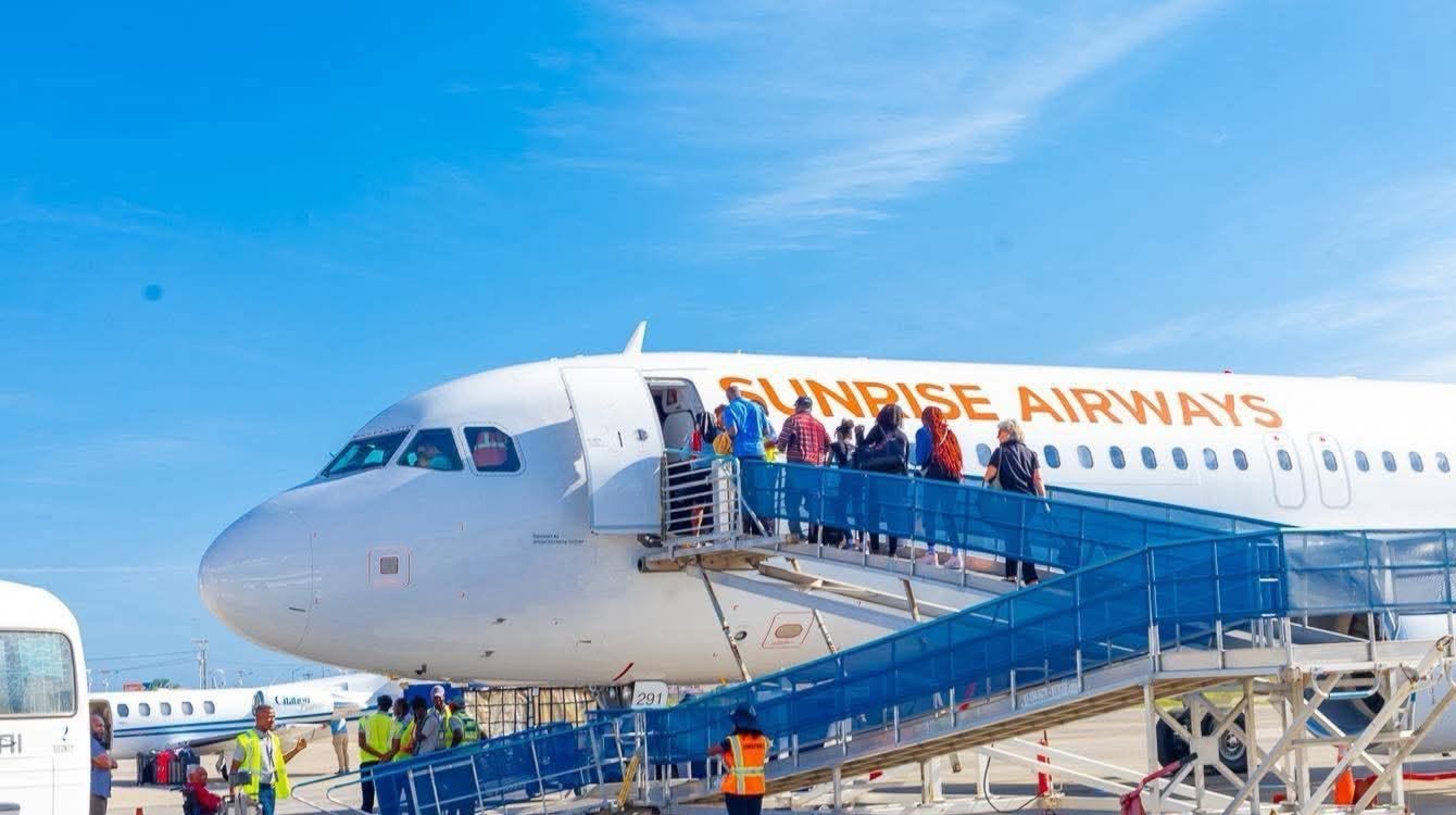 Haïti: pour les passagers, le transport aérien tourne au parcours du combattant